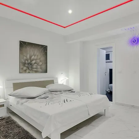 Penthouse Lush Lägenhet Makarska