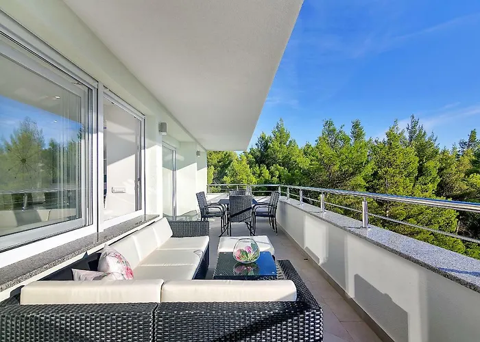 Penthouse Lush * Makarska