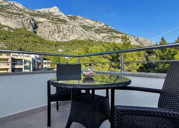 Penthouse Lush * Makarska