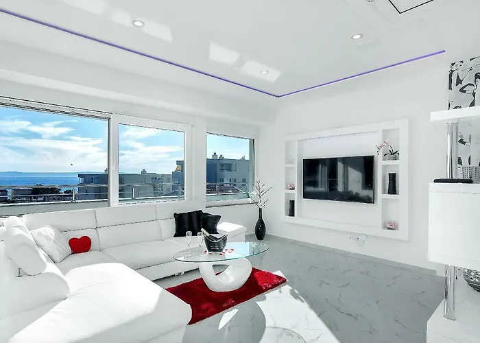 Penthouse Lush * Makarska