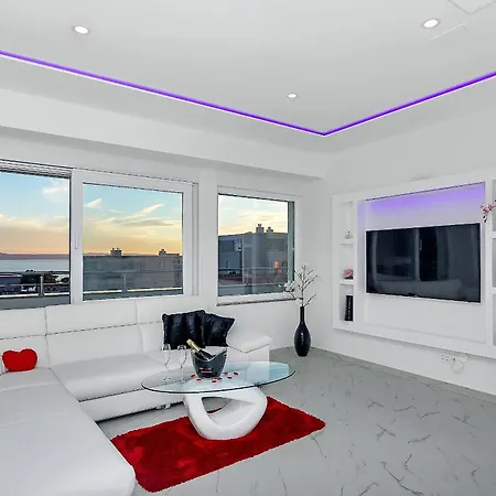 Penthouse Lush * Makarska