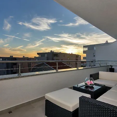 Apartment Penthouse Lush Makarska