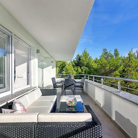 Penthouse Lush * Makarska